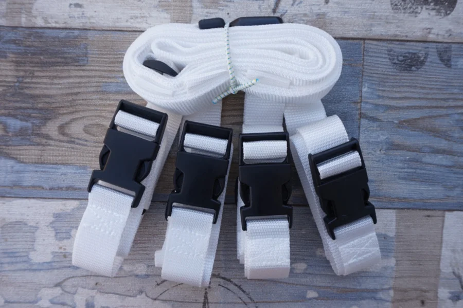 Sail tie
