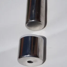 Outboard motor lift
