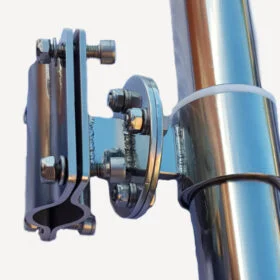 Outboard motor lift